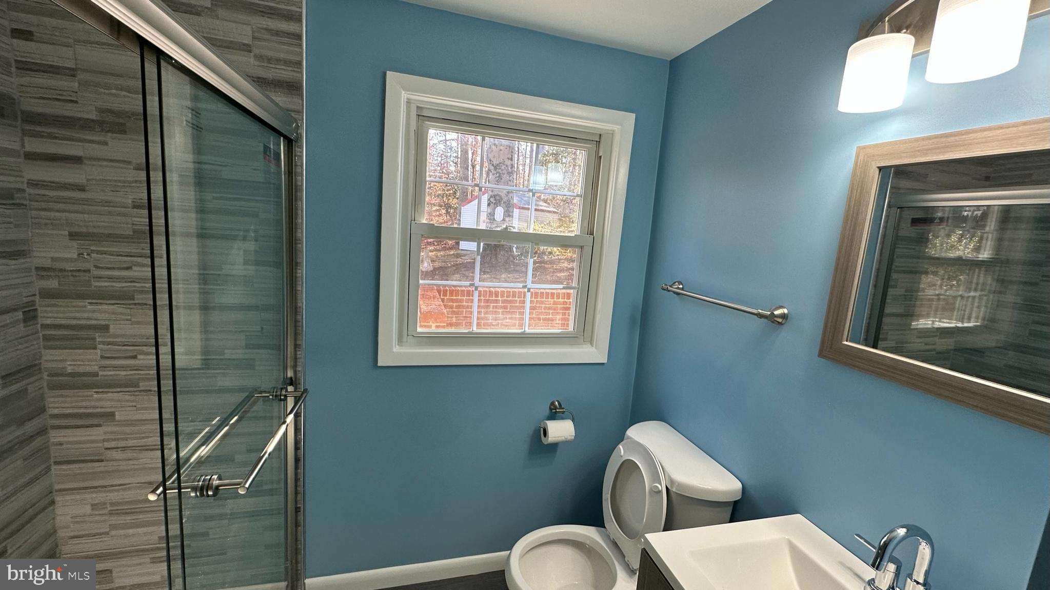 18325 Sharon Road Triangle, VA 22172 - Photo 28 of 67