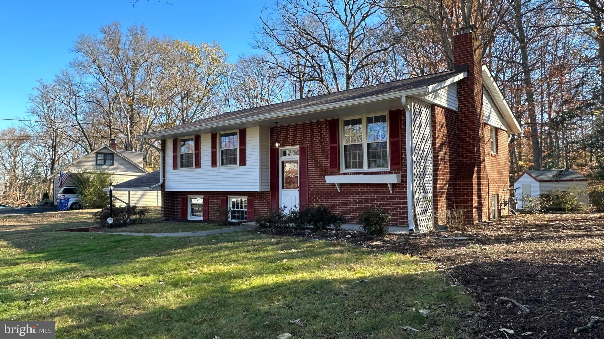 18325 Sharon Road Triangle, VA 22172 - Photo 3 of 67