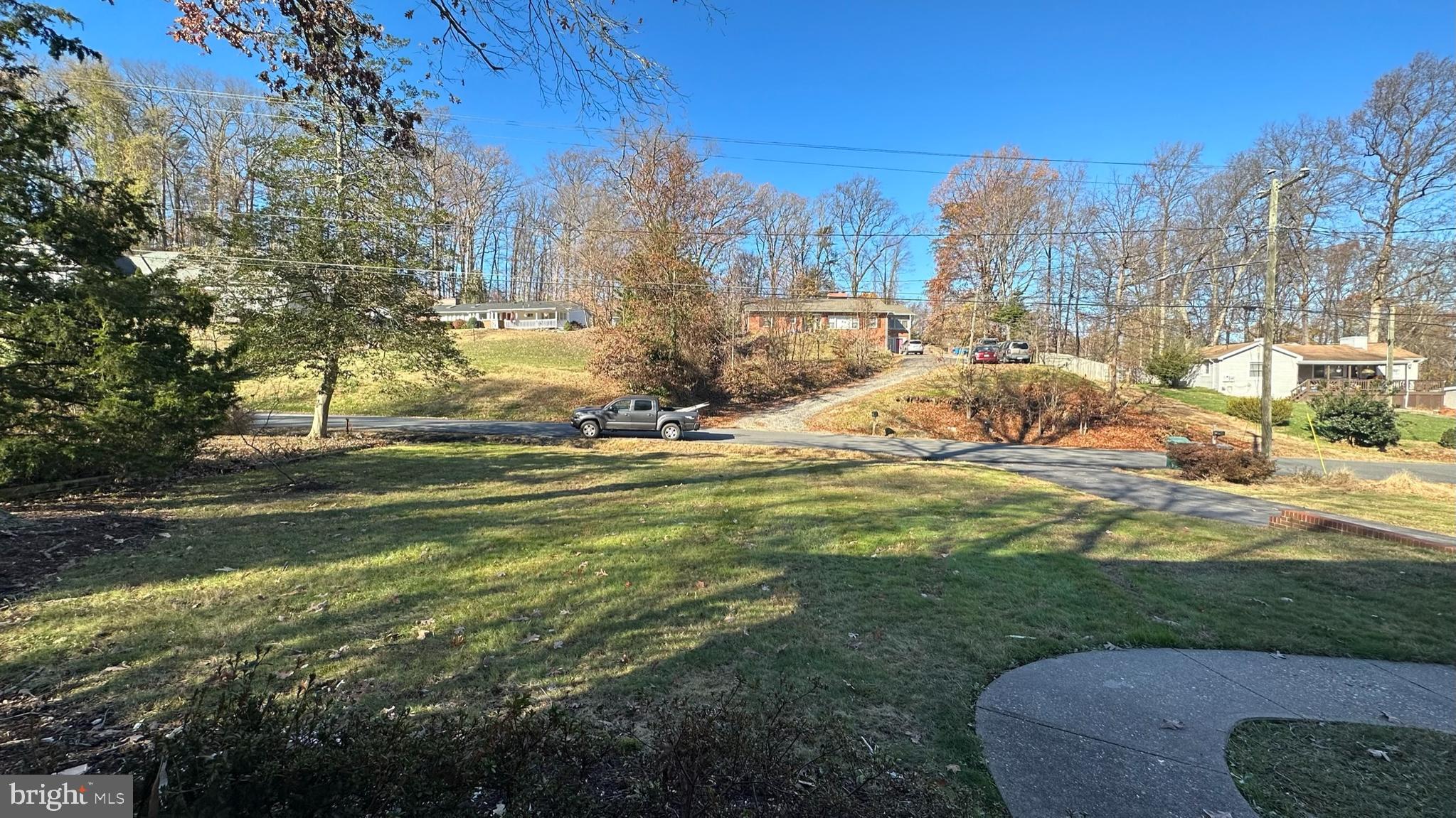 18325 Sharon Road Triangle, VA 22172 - Photo 4 of 67