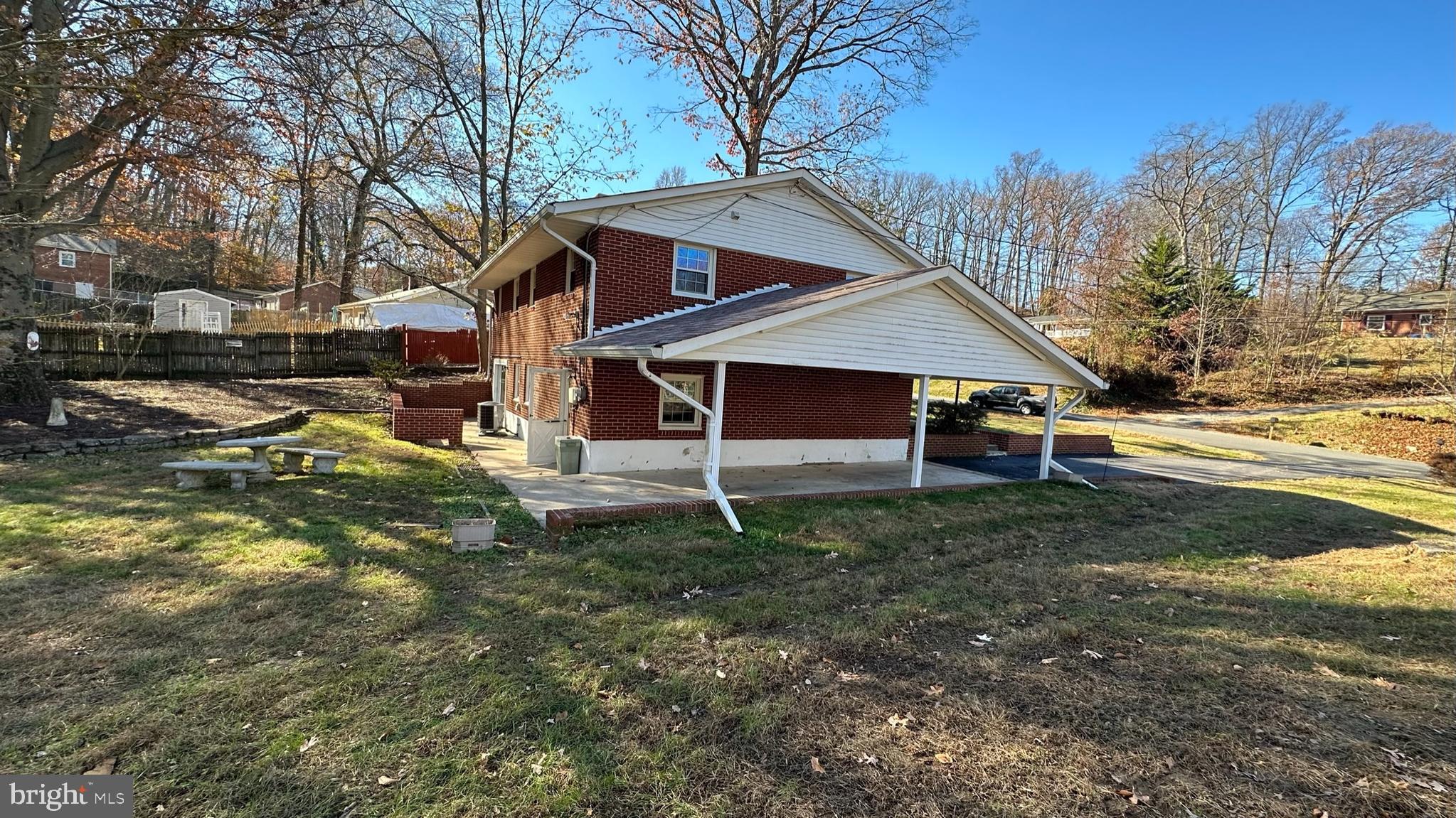 18325 Sharon Road Triangle, VA 22172 - Photo 7 of 67