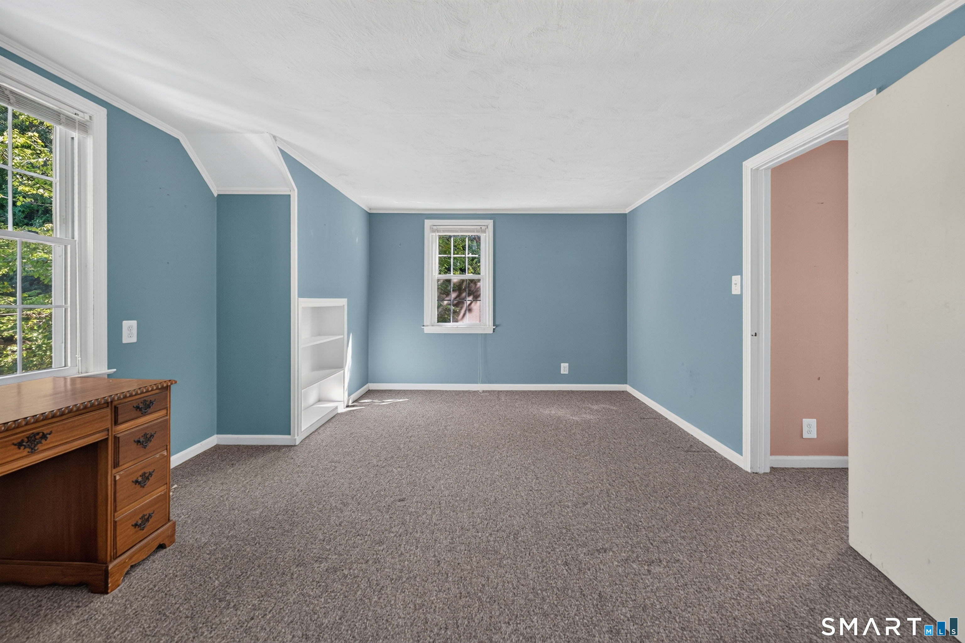 95 Pilgrim Road Bristol, CT 06010 - Photo 19 of 29 Gallery Image 19