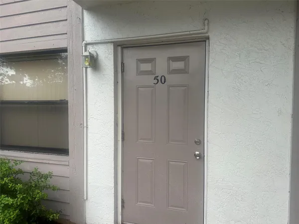 $2,400 | 11150 West Sample Road, Unit 50, Coral Springs, FL 33065