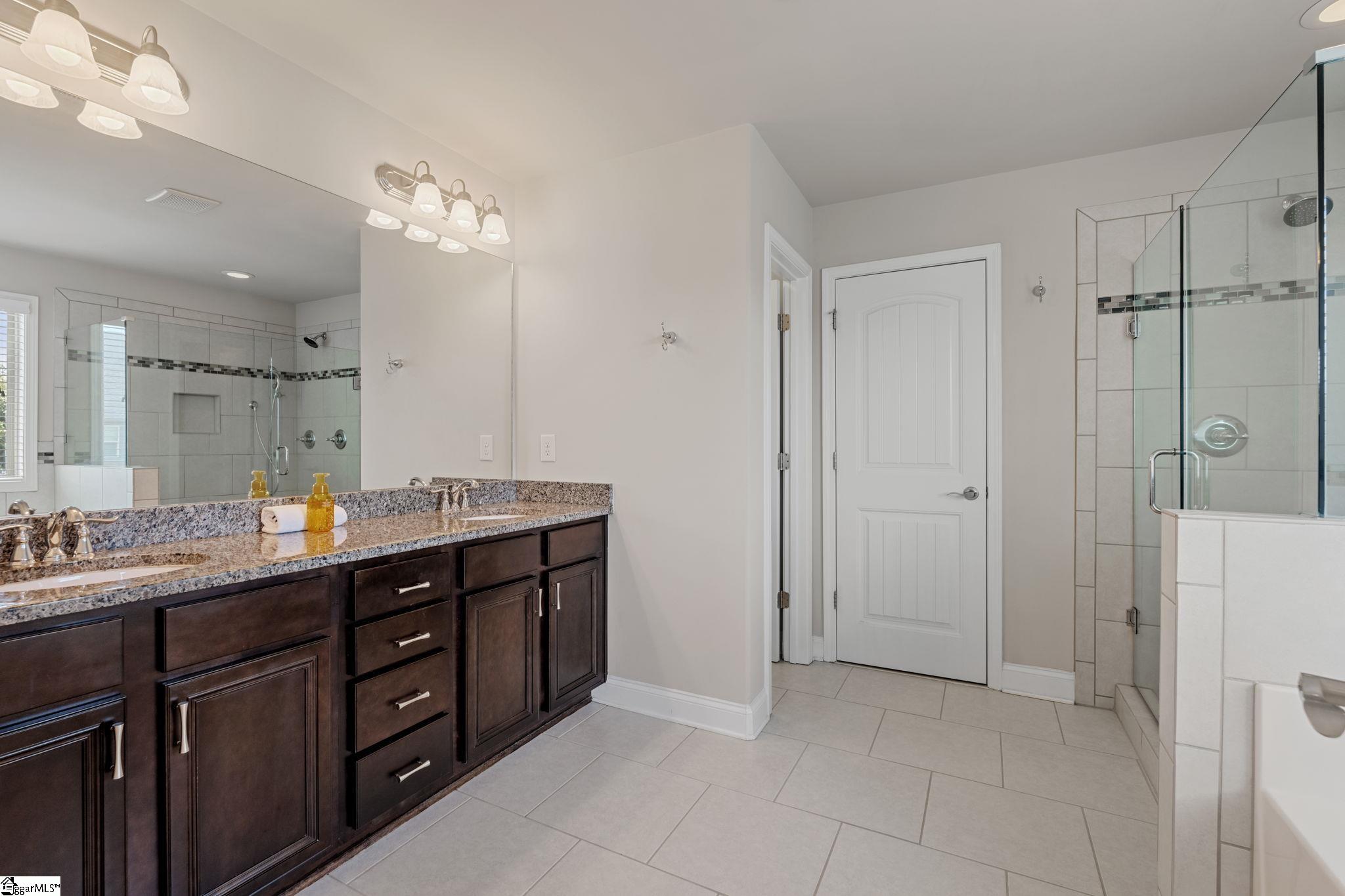 406 Windwood Street Simpsonville, SC 29680 - Photo 16 of 34