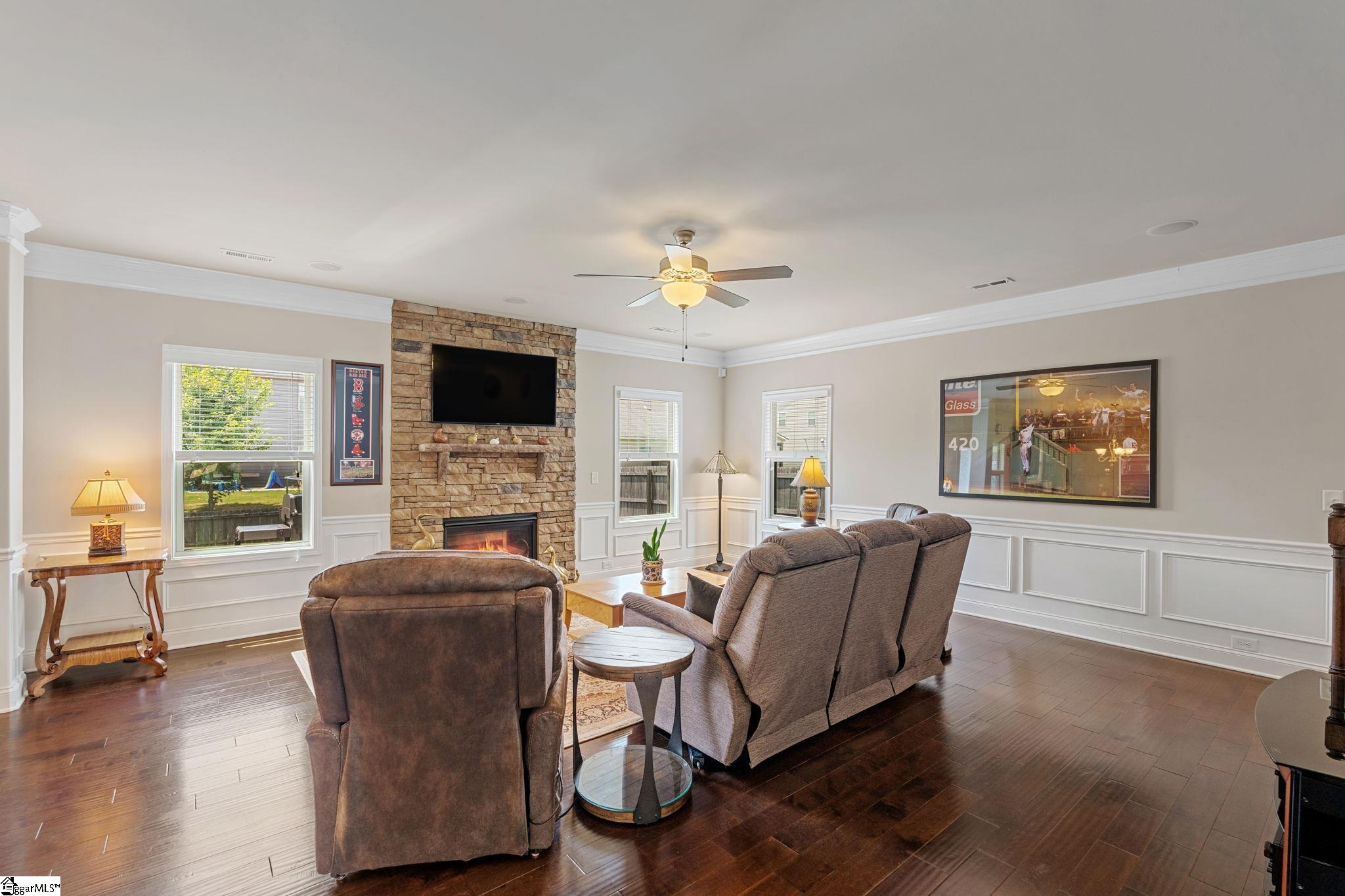 406 Windwood Street Simpsonville, SC 29680 - Photo 2 of 34