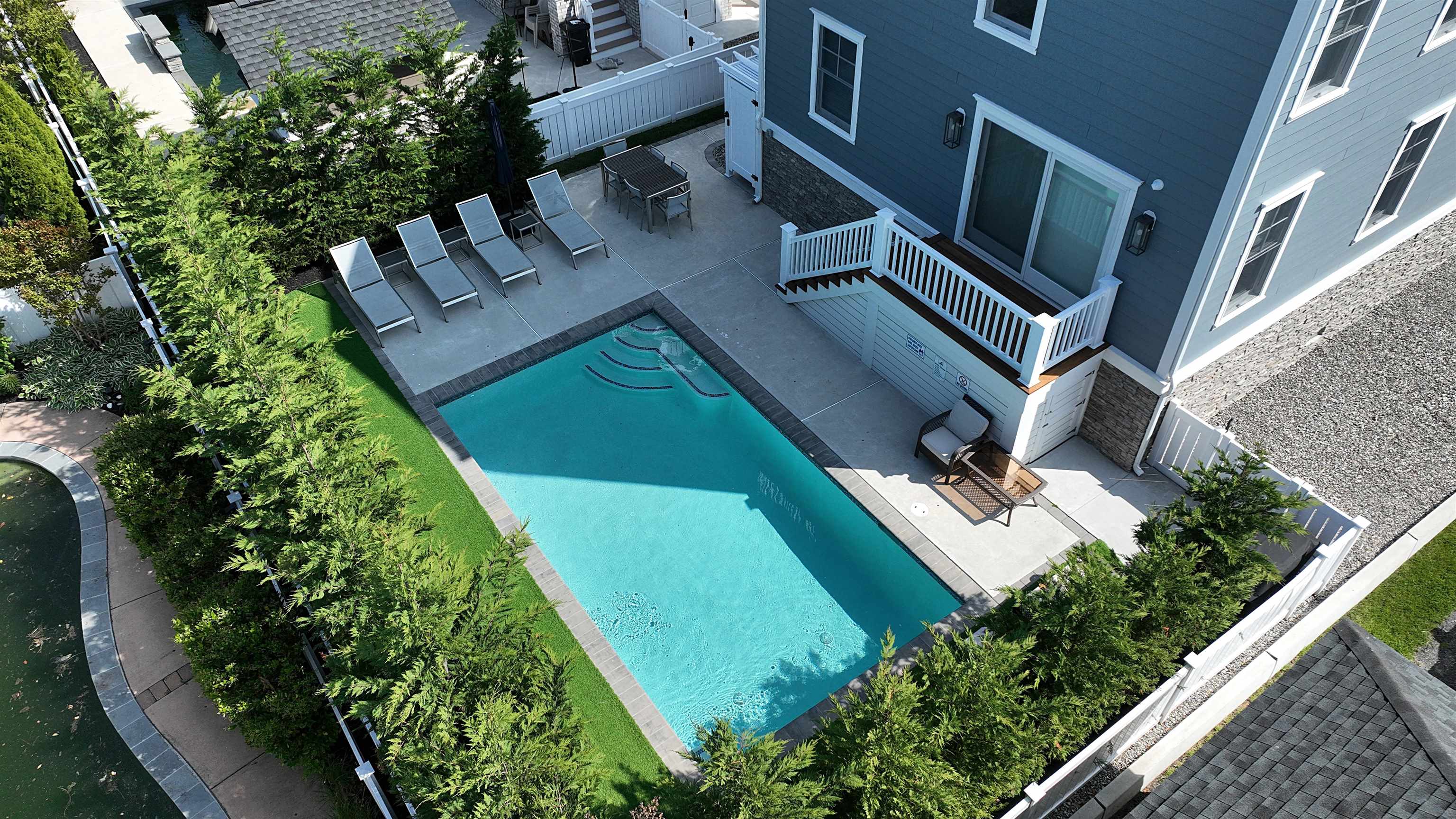 169 27th Street Avalon, NJ 08202 - Photo 27 of 32 an aerial view of residential houses with outdoor space