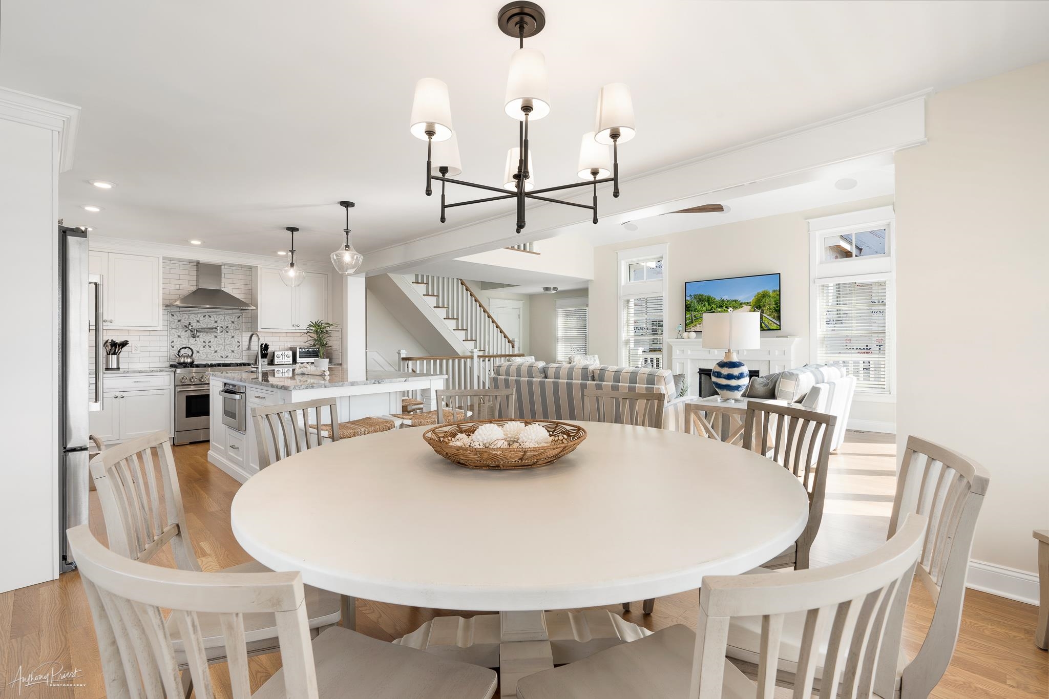169 27th Street Avalon, NJ 08202 - Photo 6 of 32 a view of a dining room with furniture