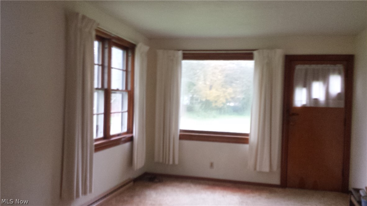 406 Nicholson Road Vermilion, OH 44089 - Photo 3 of 9 Gallery Image 3