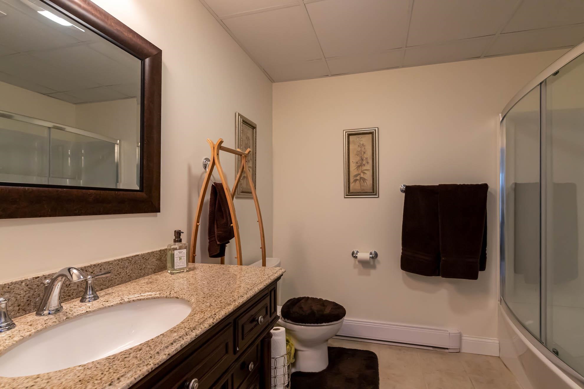 92 Mountain Village Road Windham, NH 03087 - Photo 22 of 37