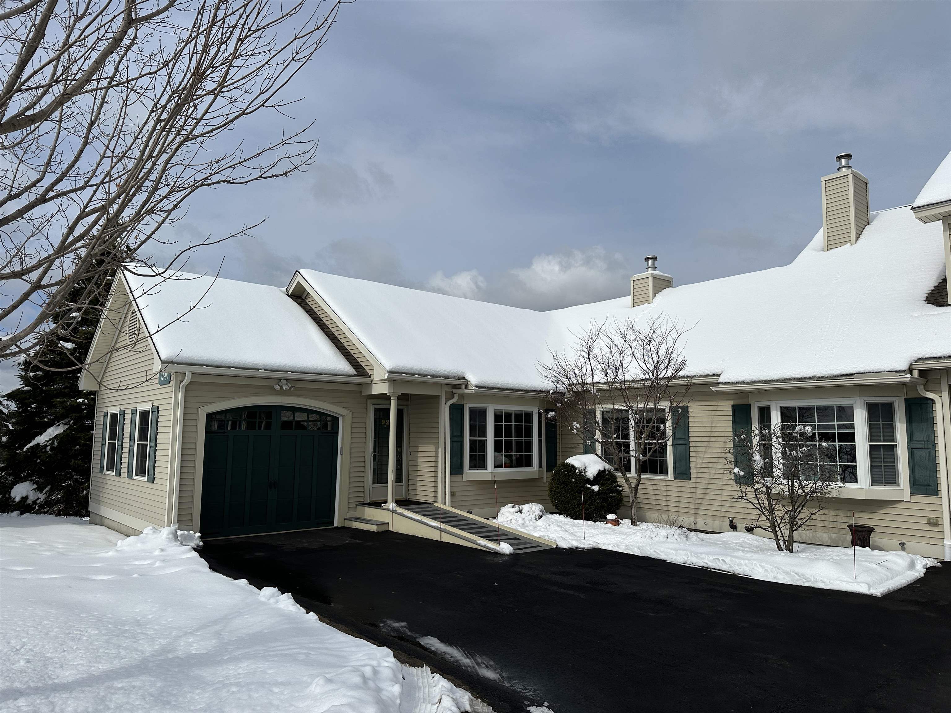 92 Mountain Village Road Windham, NH 03087 - Photo 34 of 37