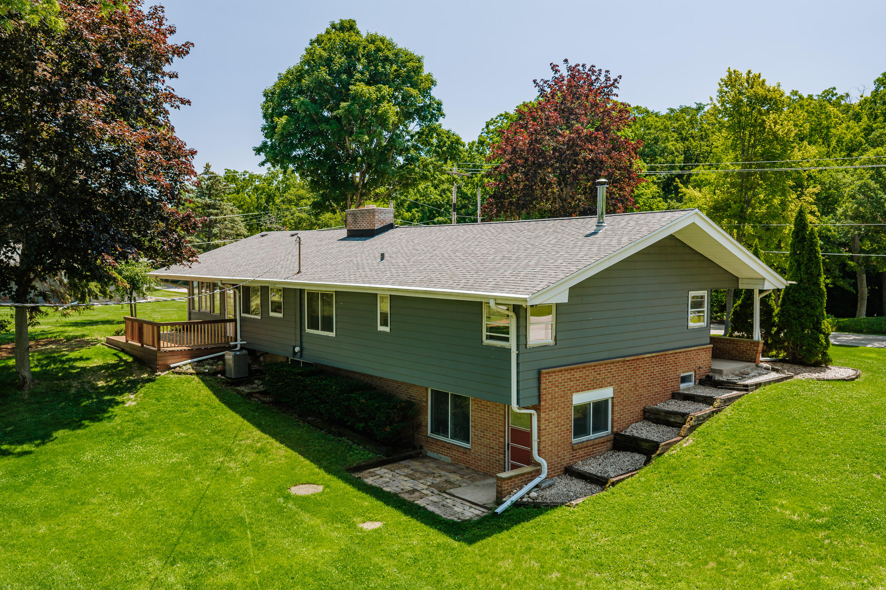 21670 West Glengarry Road New Berlin, WI 53146 - Photo 3 of 50 Newer Roof