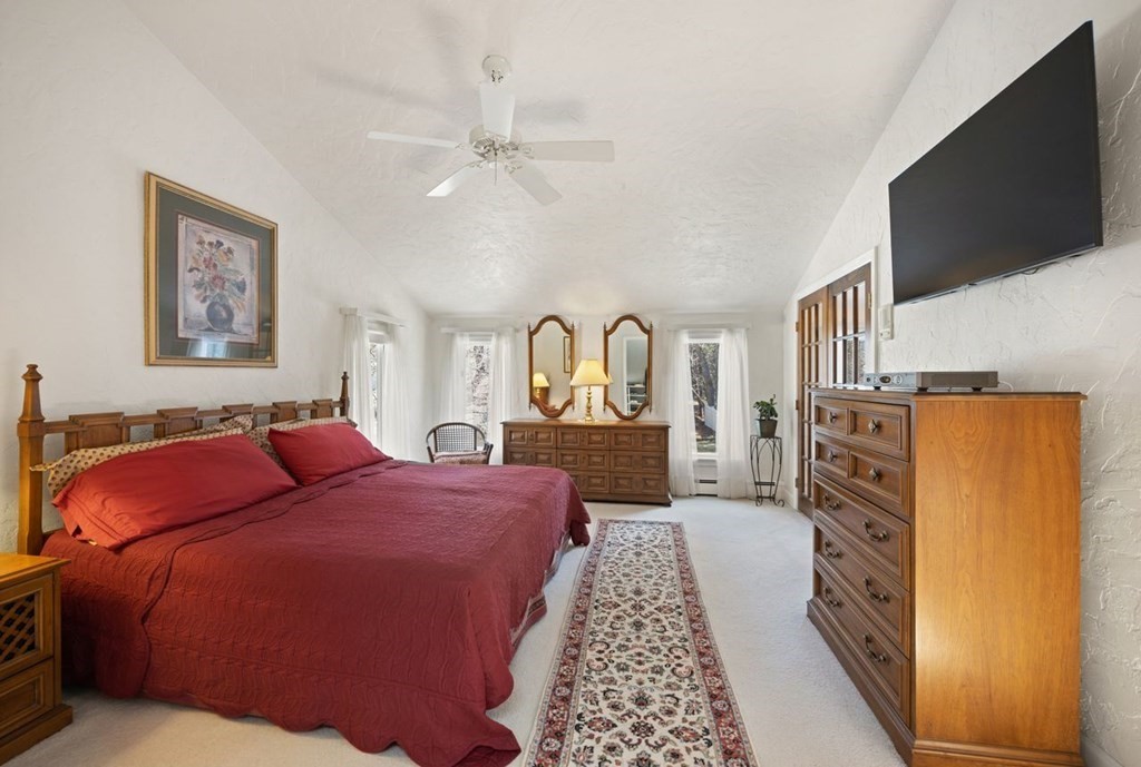73 Carter Road Lynnfield, MA 01940 - Photo 16 of 31 Gallery Image 16