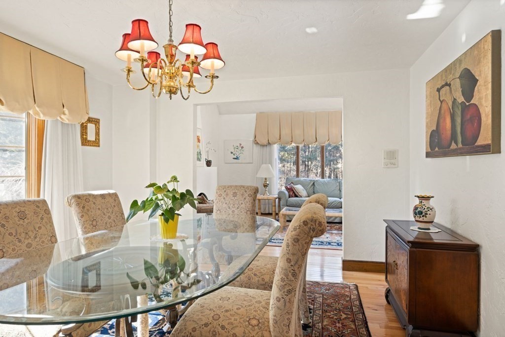 73 Carter Road Lynnfield, MA 01940 - Photo 7 of 31 Gallery Image 7