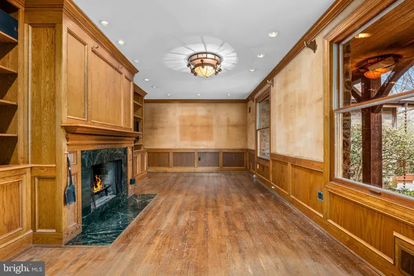 $2,650,000 | 10204 Bentcross Drive, Potomac, MD 20854