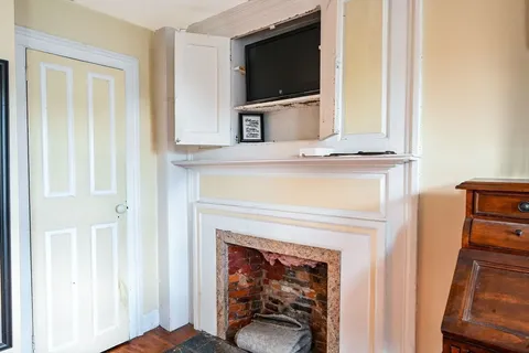 $679,900 | 16 Middle Street, Fairhaven, MA 02719