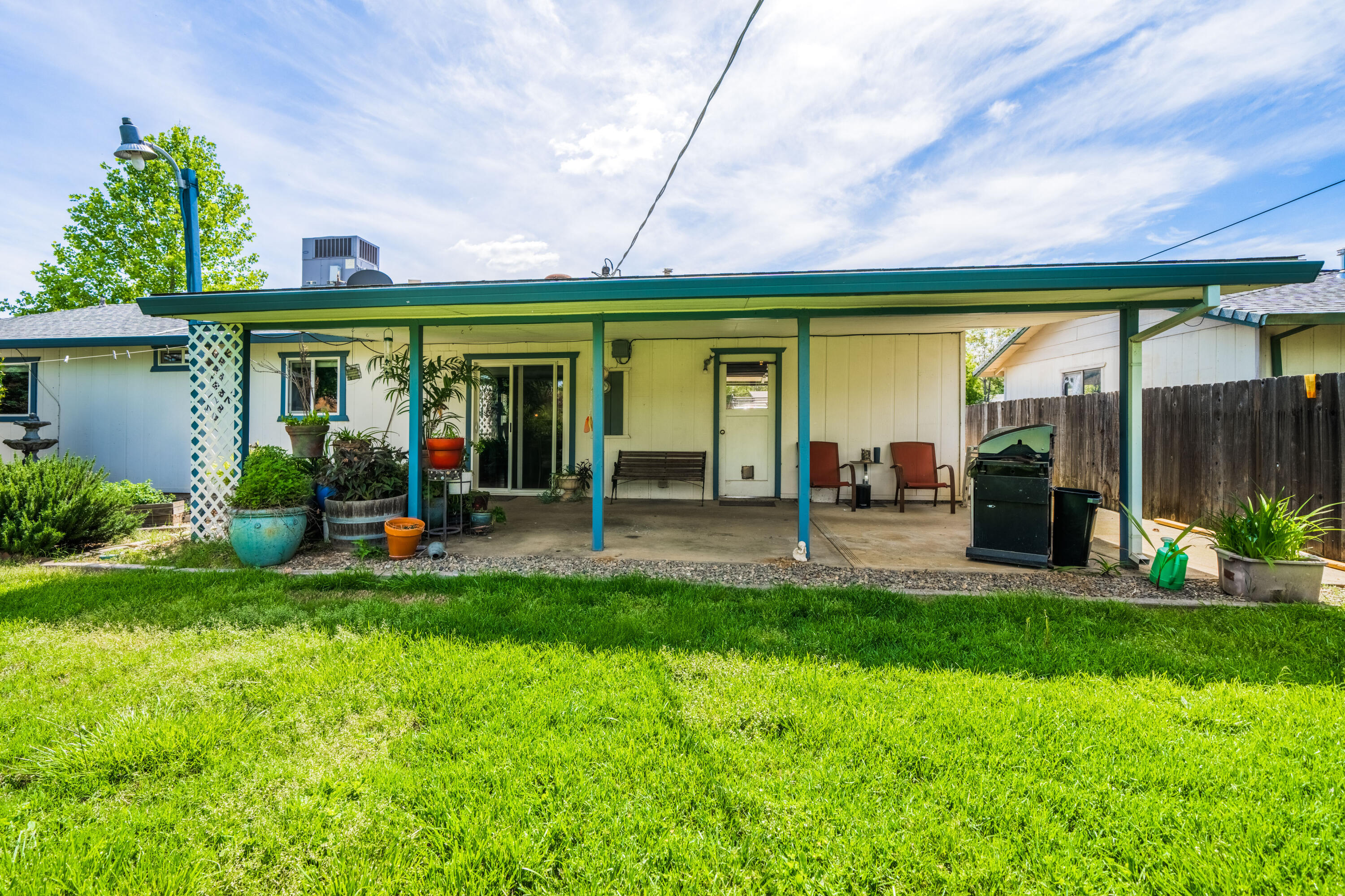 6947 Irving Road Redding, CA 96001 - Photo 21 of 24 IMG-24