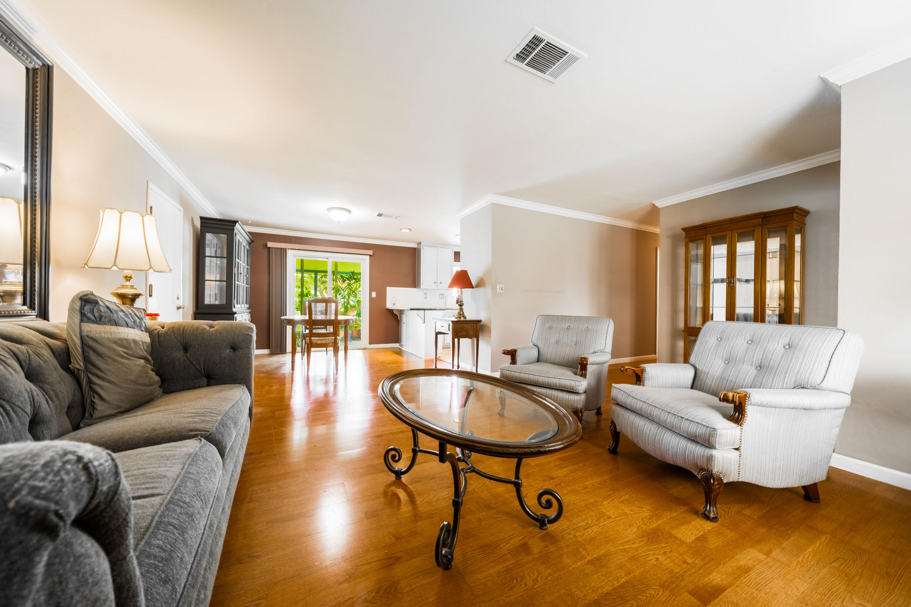 6947 Irving Road Redding, CA 96001 - Photo 5 of 24 IMG-07