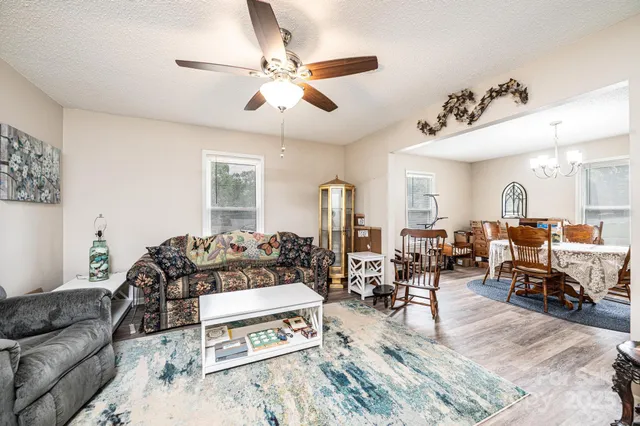 $324,500 | 575 Boxwood Street, Hudson, NC 28638