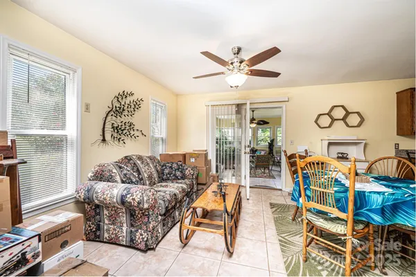 $324,500 | 575 Boxwood Street, Hudson, NC 28638