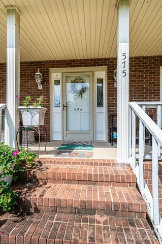 $324,500 | 575 Boxwood Street, Hudson, NC 28638