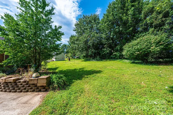 $324,500 | 575 Boxwood Street, Hudson, NC 28638