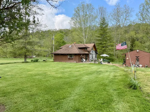 $599,000 | 6033 Siemon Road, Brookville, IN 47012