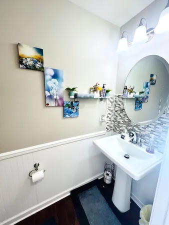 $405,000 | 106 Pembroke Circle, Unit 106, Lake Bluff, IL 60044