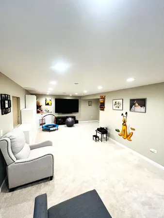 $405,000 | 106 Pembroke Circle, Unit 106, Lake Bluff, IL 60044