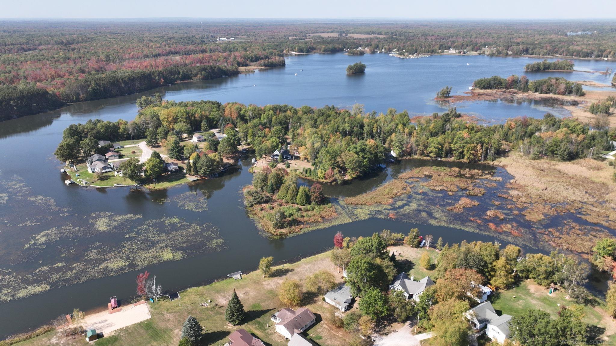 4290 Ridgeway Trail Lake, MI 48632 - Photo 13 of 40 50190666-061a0c61-80d7-404e-8e2d-e9f399b7904e.JPG
