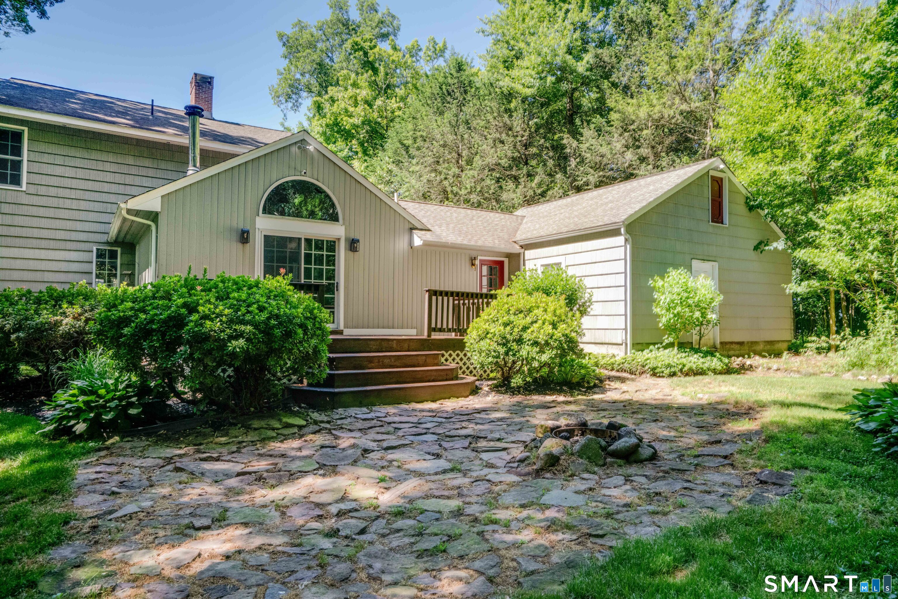 38 Hickory Hill Road Simsbury, CT 06070 - Photo 37 of 40