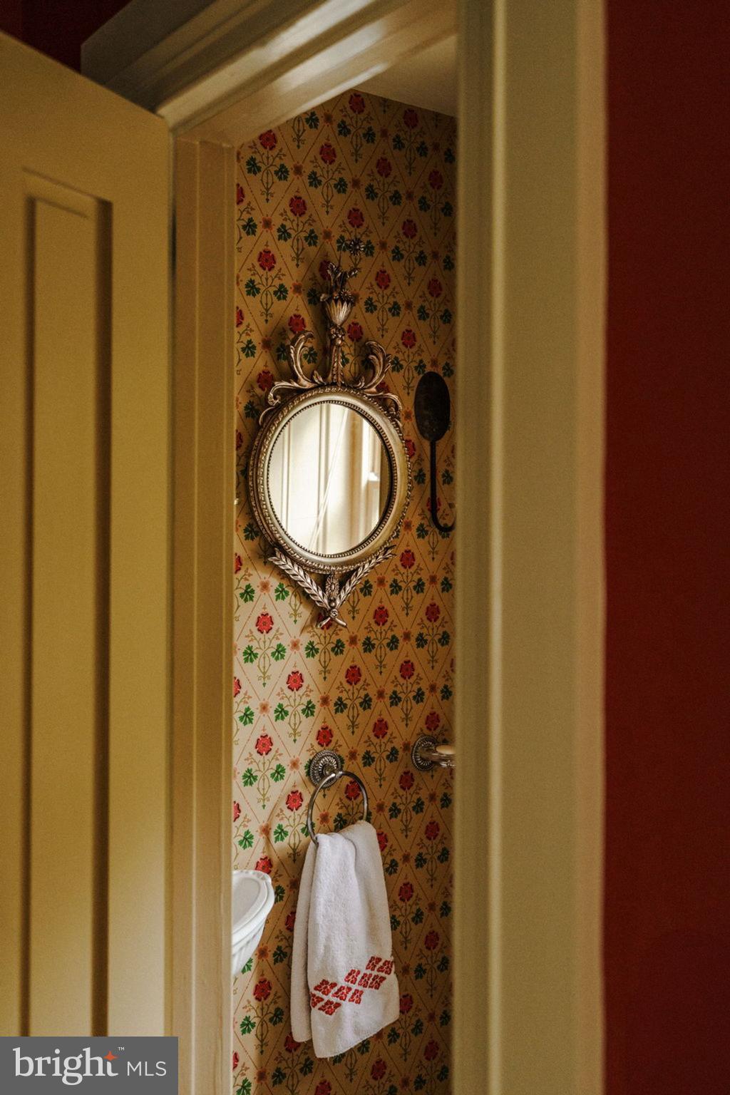 146 East Court Street Doylestown, PA 18901 - Photo 11 of 32