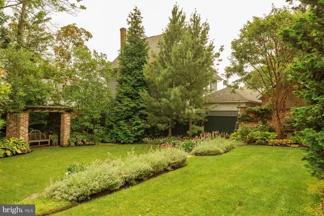 $1,995,000 | 146 East Court Street, Doylestown, PA 18901