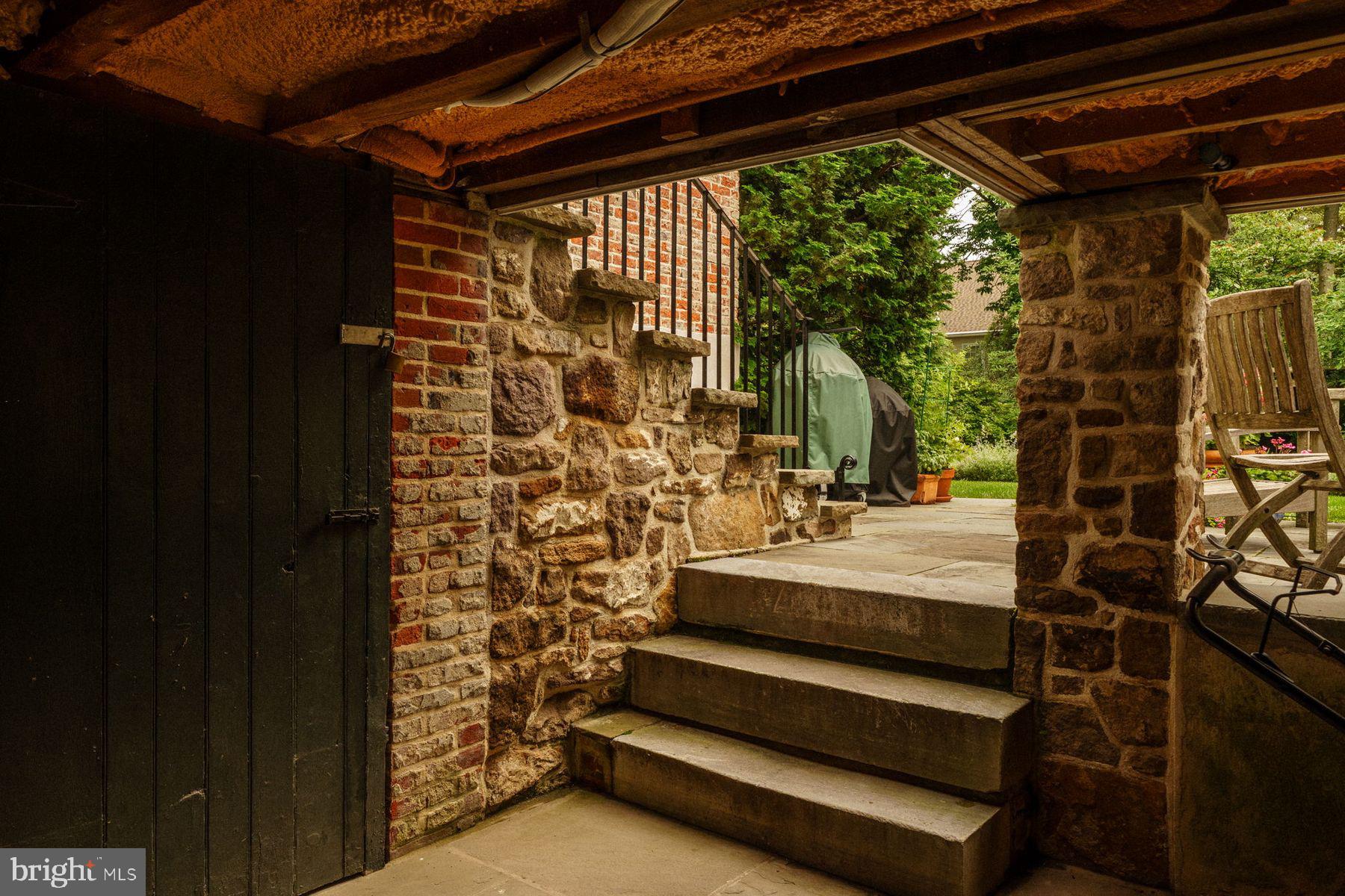 146 East Court Street Doylestown, PA 18901 - Photo 31 of 32