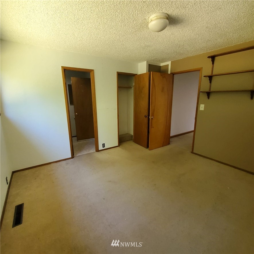 12617 Southeast 96th Place Renton, WA 98056 - Photo 22 of 34