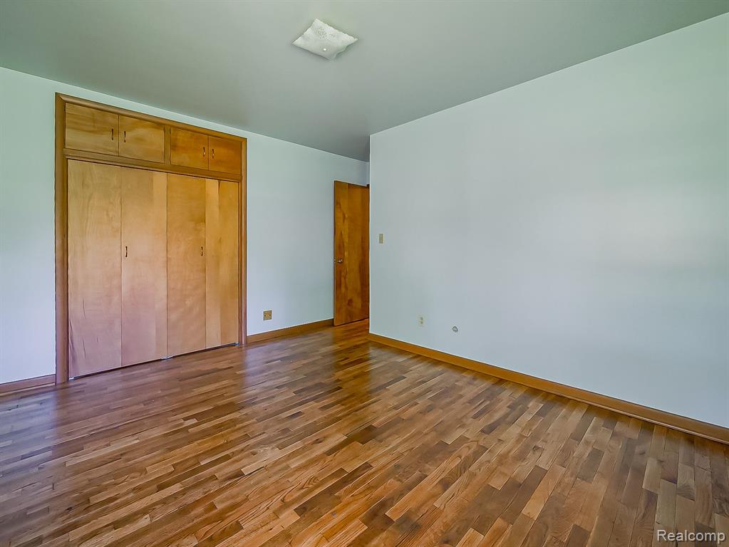 9745 Marshall Road South Lyon, MI 48178 - Photo 16 of 28