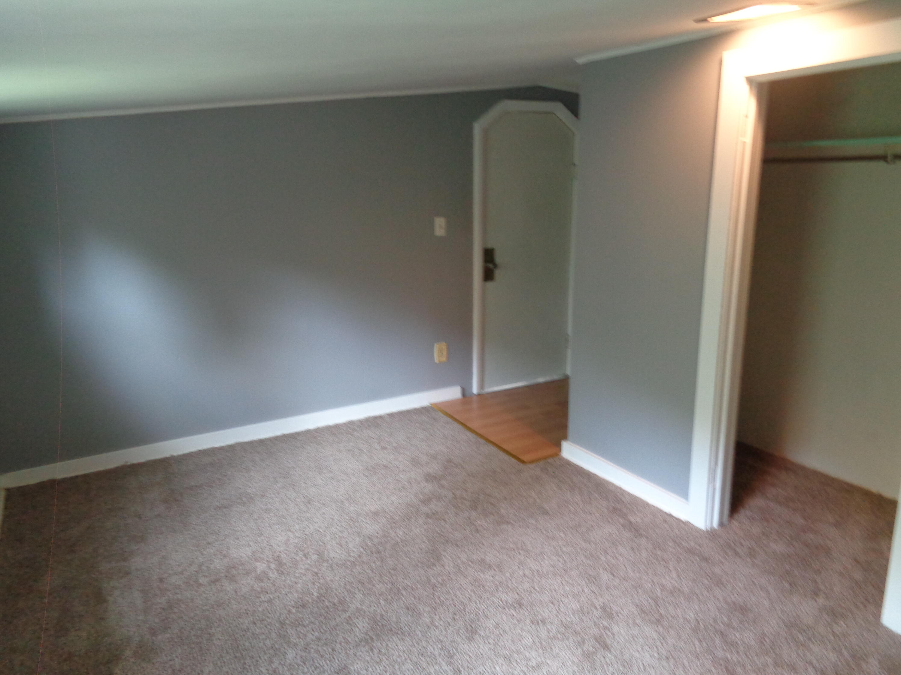 164 Franklin Street Ellsworth, ME 04605 - Photo 28 of 45 Apartment upstairs