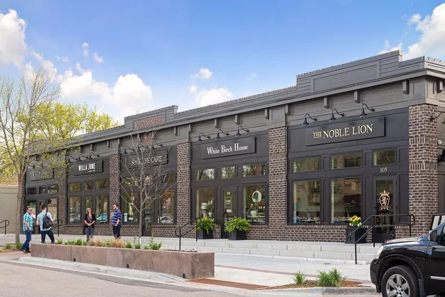 $433,531 | 10268 Birchwood Circle, Victoria, MN 55318