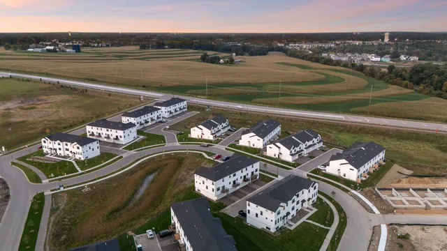 $433,531 | 10268 Birchwood Circle, Victoria, MN 55318