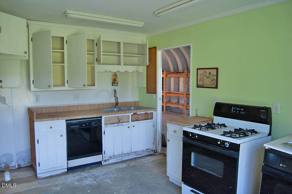 9166 Tilley Road Bullock, NC 27507 - Photo 33 of 86