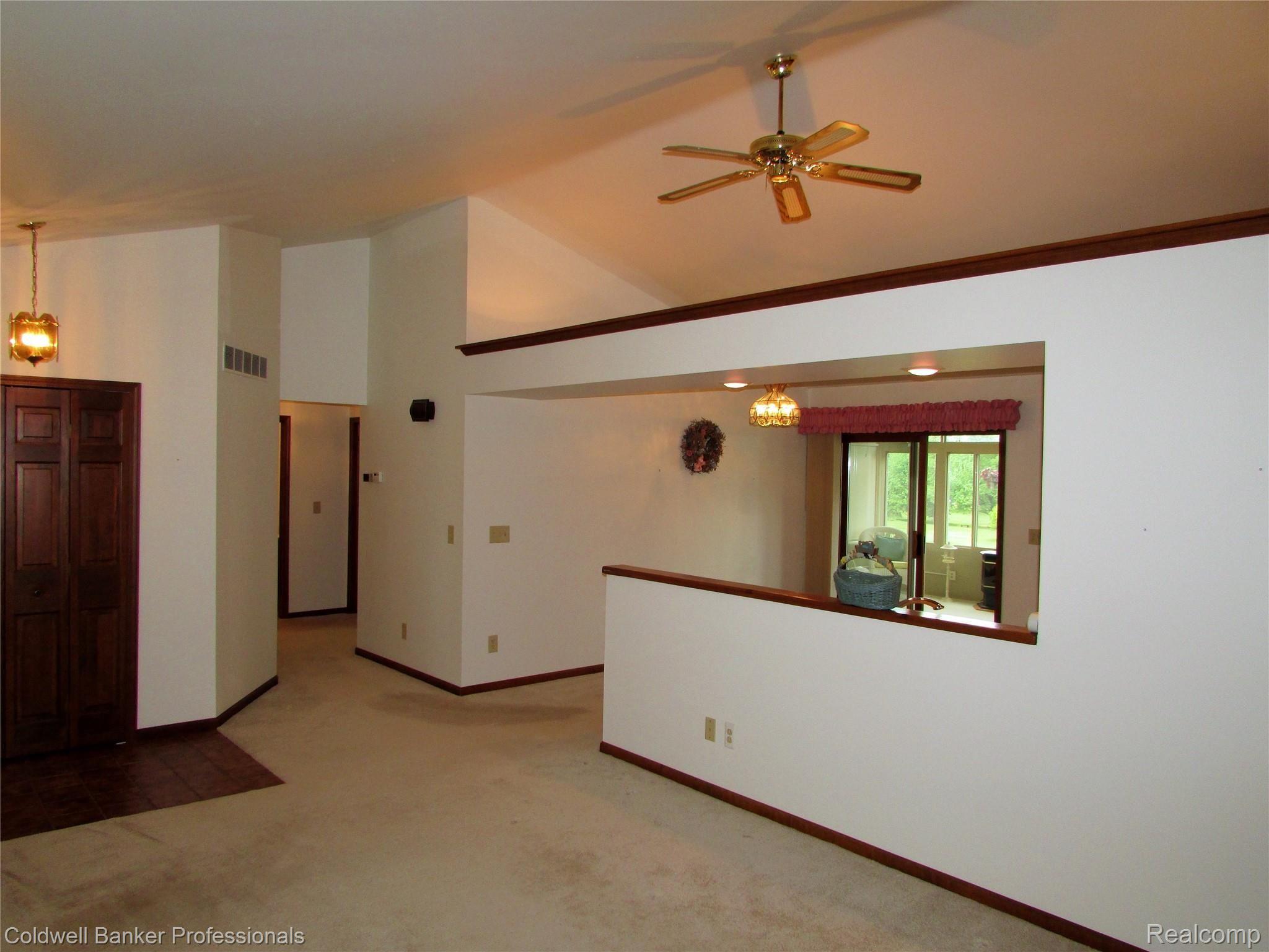 1385 Old Mill Road Lapeer, MI 48446 - Photo 10 of 42 IMG_7779(rev 1).jpg