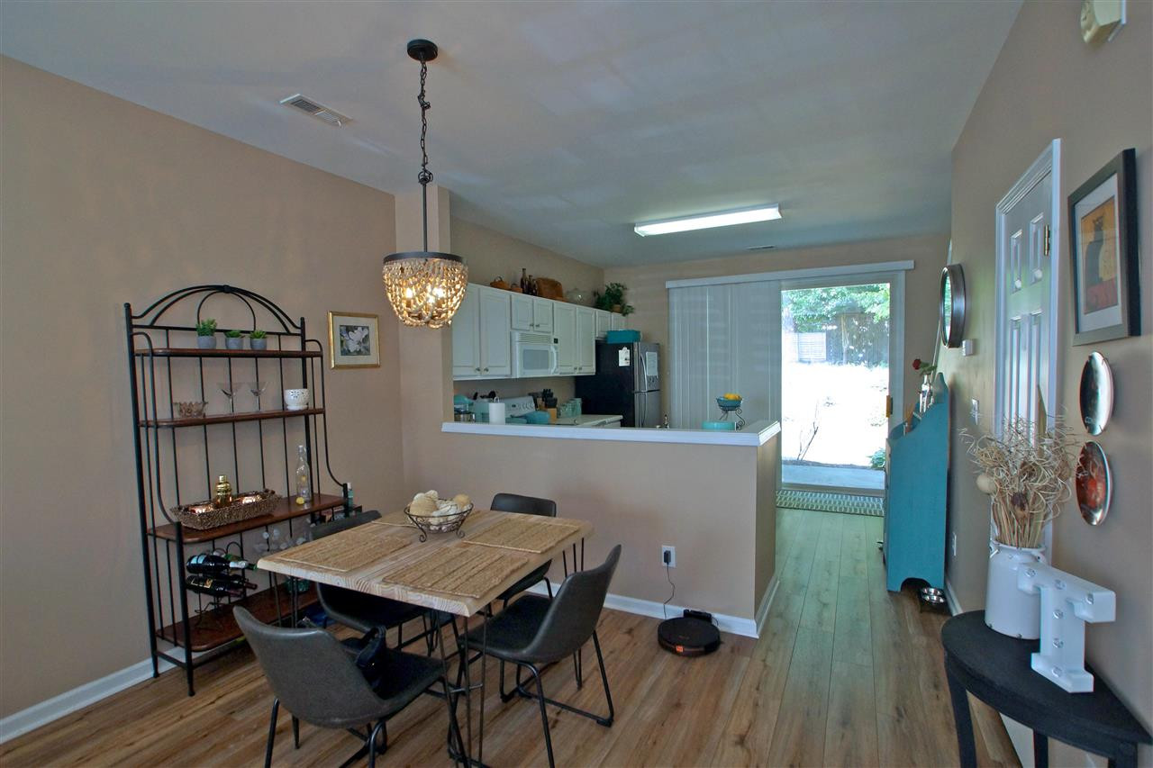 1616 Brook Fern Way Raleigh, NC 27609 - Photo 8 of 20 Dining Area