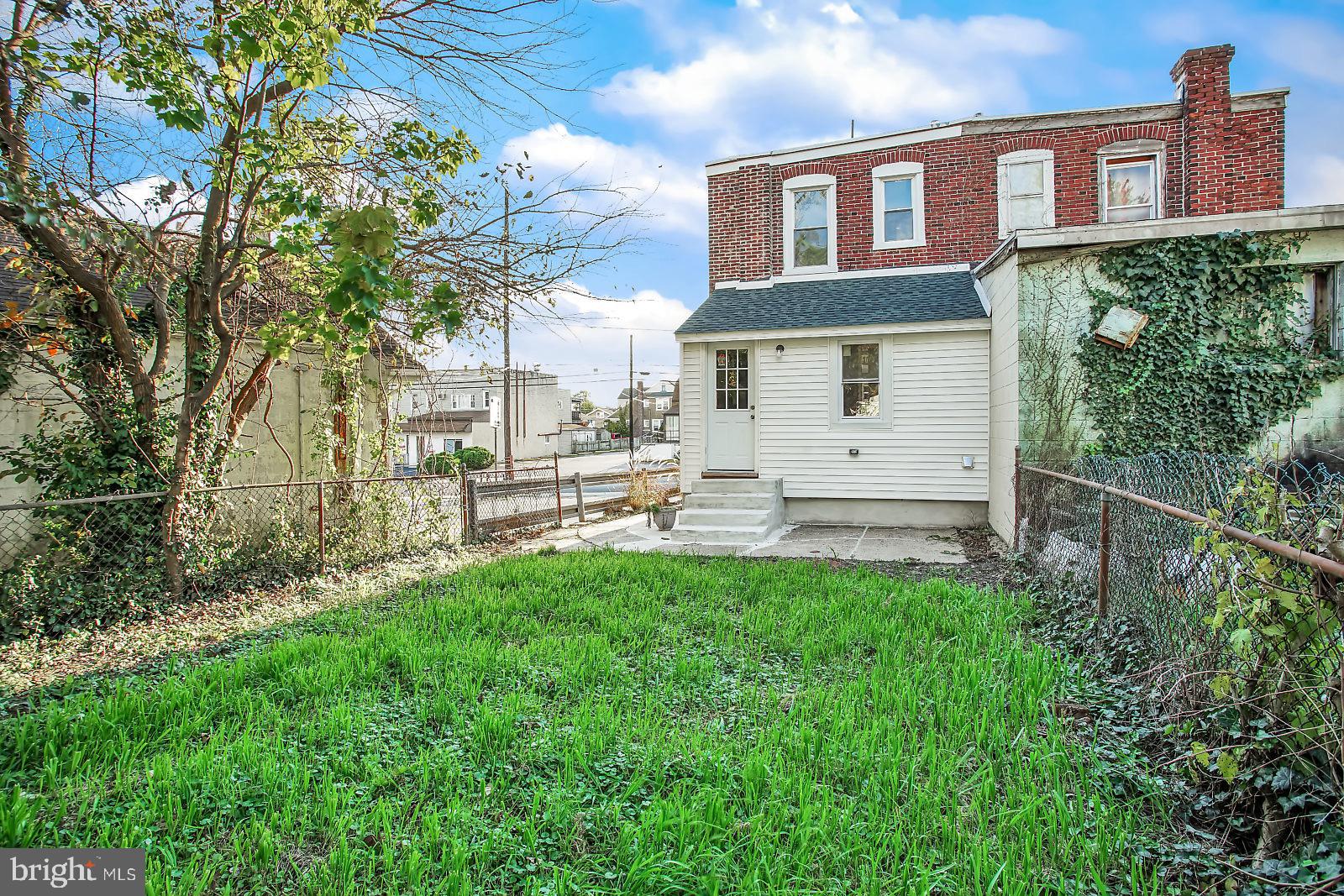 211 South Springfield Road Clifton Heights, PA 19018 - Photo 24 of 24 a view of a house with a yard