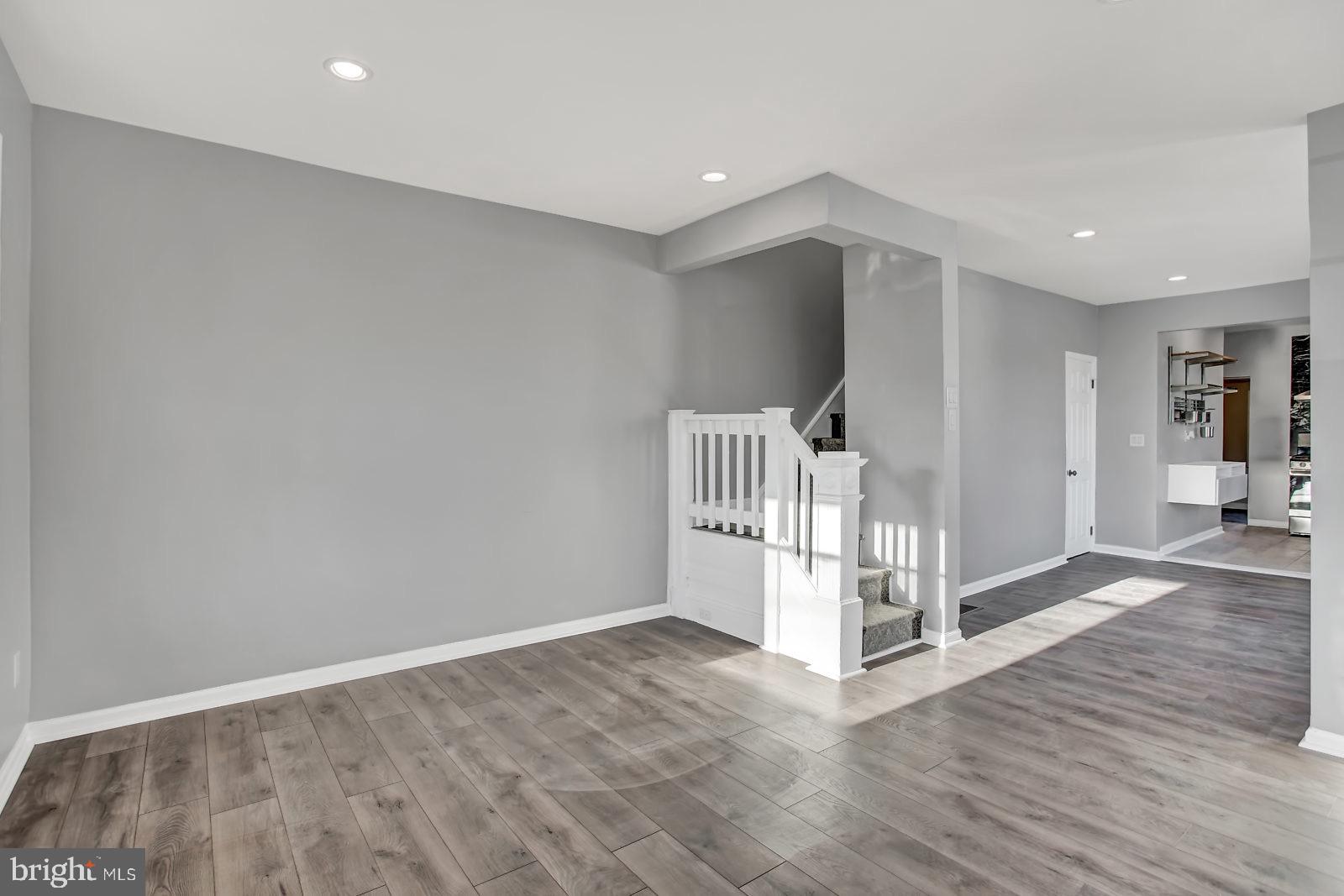 211 South Springfield Road Clifton Heights, PA 19018 - Photo 5 of 24 a view of a livingroom with wooden floor