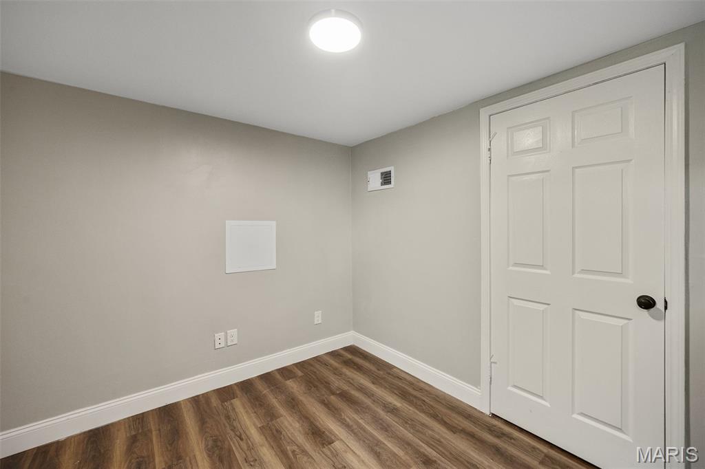 229 Orchard Avenue Ballwin, MO 63021 - Photo 21 of 33