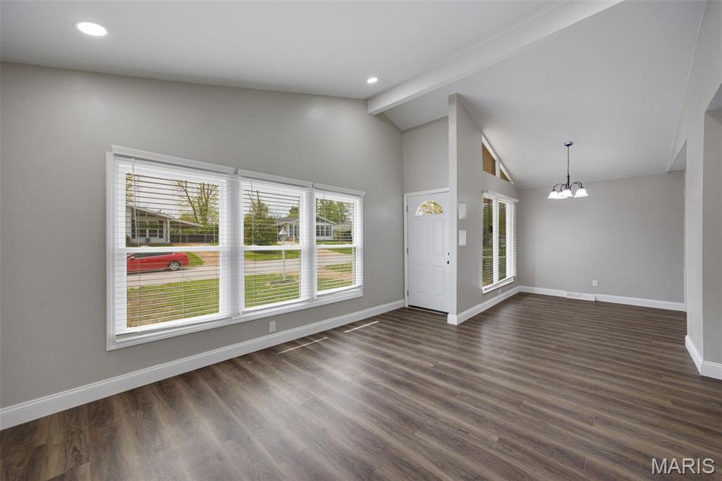 229 Orchard Avenue Ballwin, MO 63021 - Photo 8 of 33