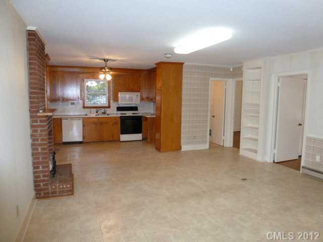 603 Gillsbrook Road, Unit 7 Lancaster, SC 29720 - Photo 6 of 16 Gallery Image 6