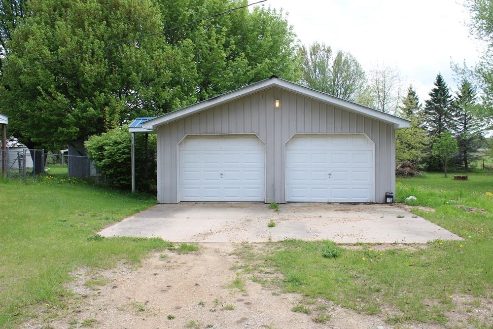 6178 Meredith Grade Road Harrison, MI 48625 - Photo 23 of 59