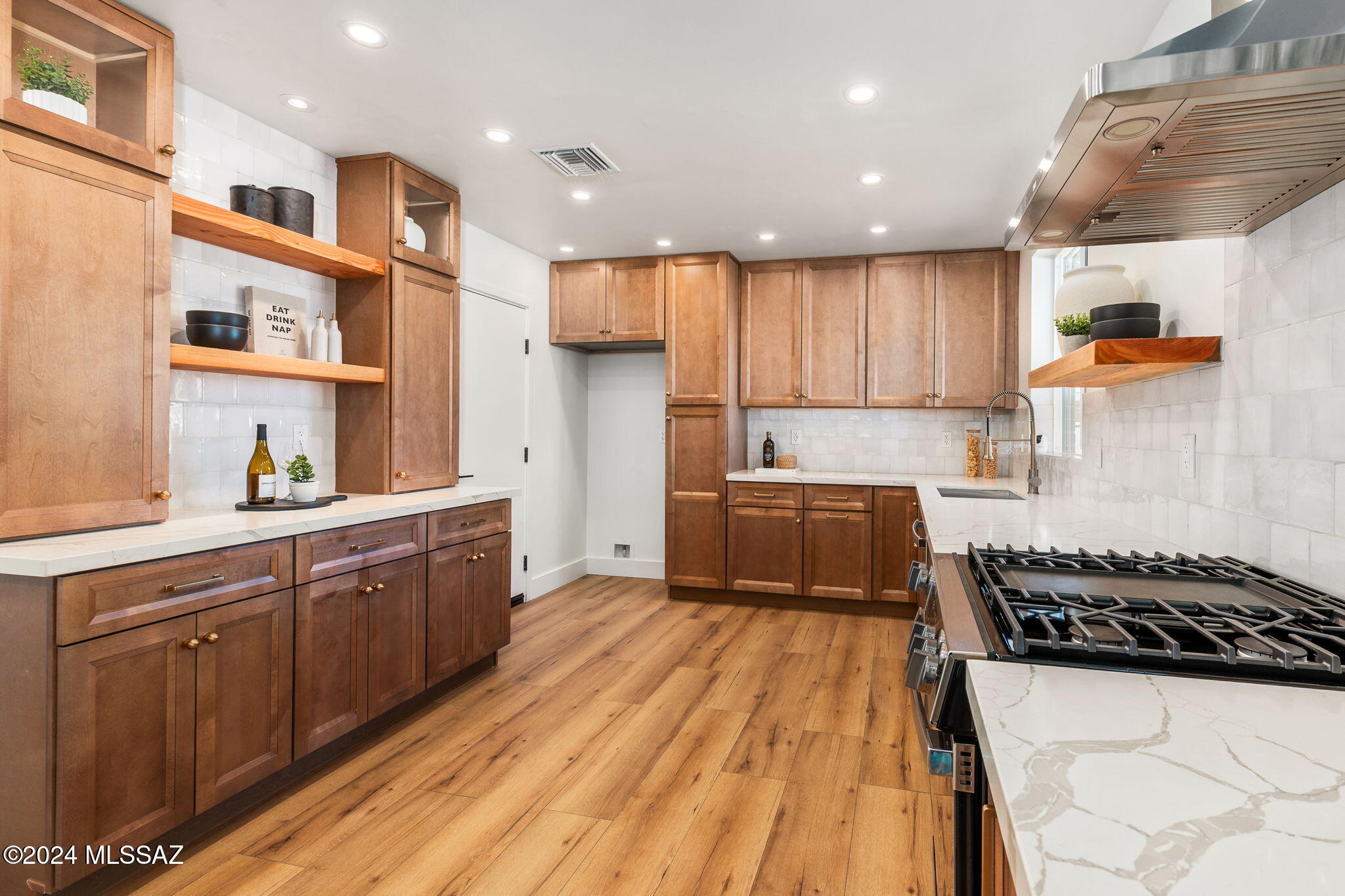 9323 East Magdalena Road Tucson, AZ 85710 - Photo 11 of 35 Gallery Image 11
