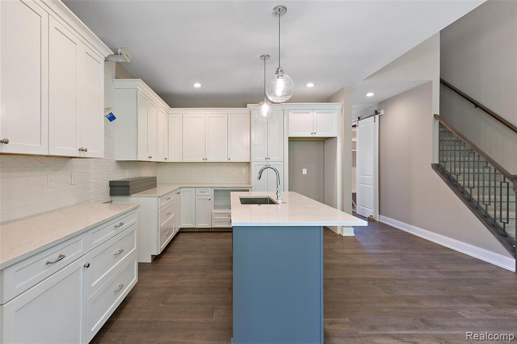 3837 Albatross Court, Unit 28 Rochester, MI 48309 - Photo 12 of 33