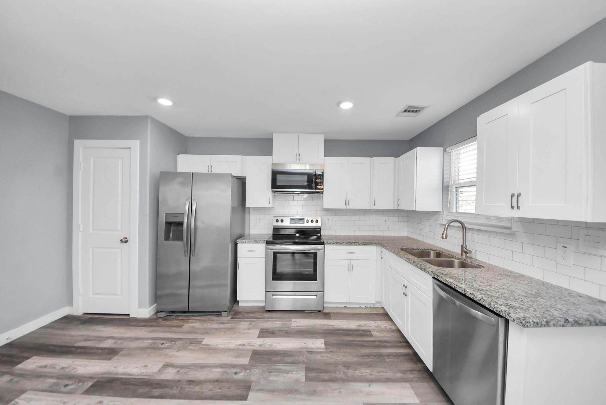 618 Maple Way, Unit A/B Houston, TX 77015 - Photo 10 of 40 Gallery Image 10