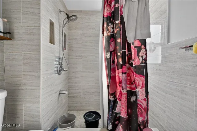 $325,000 | 118 Linden Street, Schenectady, NY 12304